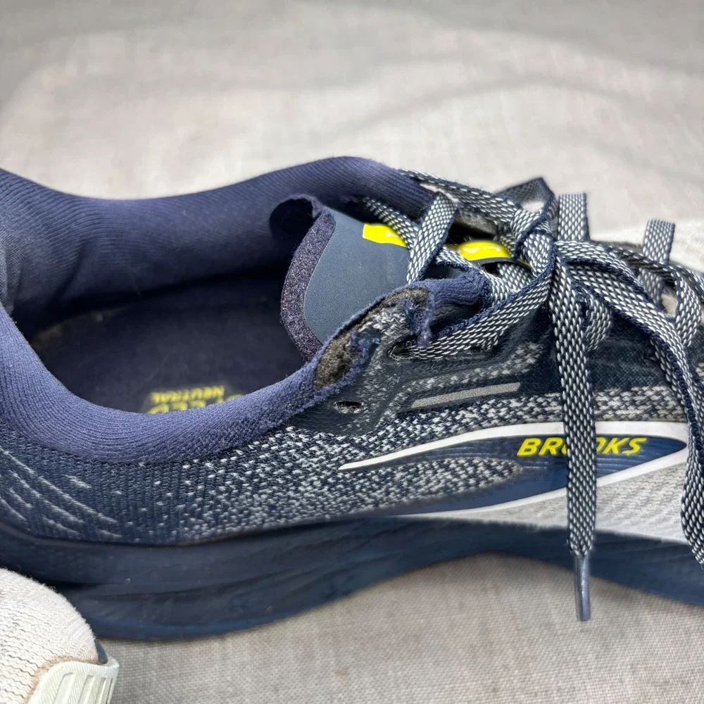 Brooks Launch 10 Shoes Navy Blue White Yellow Mesh Running Sneaker Men's Size 12